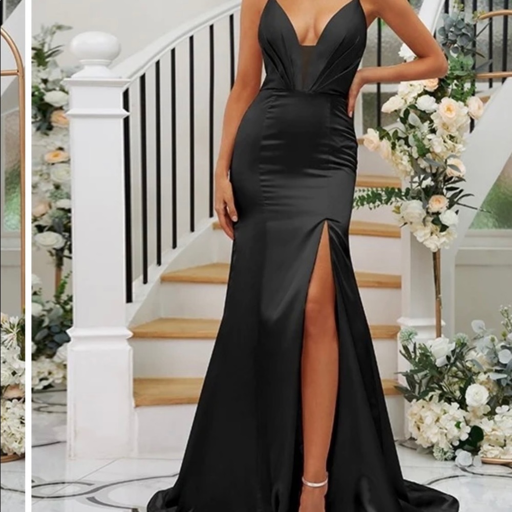 Very chic sexy classy formal gown.
